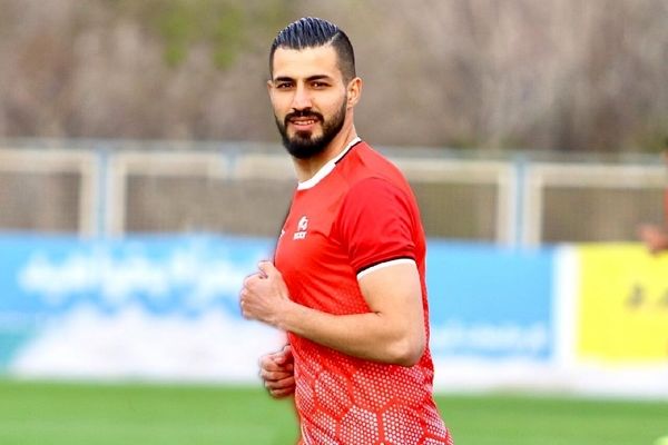 هافبک سابق پرسپولیس و استقلال در لیگ قرقیزستان/ عکس 