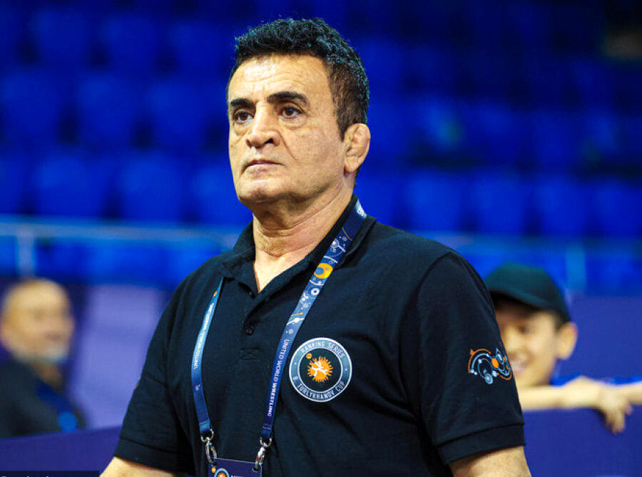 محمد بنا از ایران رفت؛ مقصد غیر منتظره معمار کشتی فرنگی