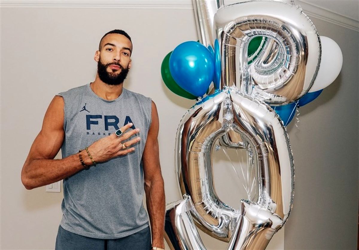 معرفی بهترین بازیکن دفاعی سال NBA
