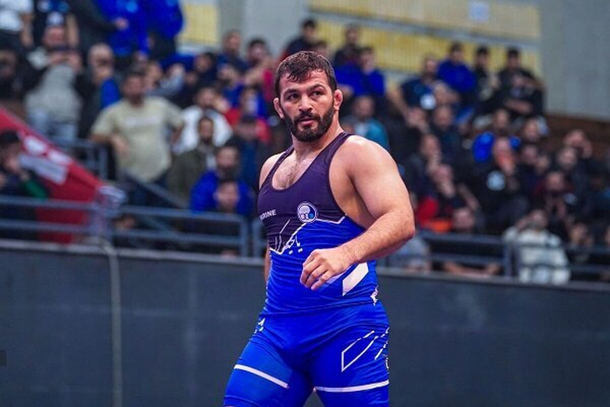 لایک عجیب حسن یزدانی در اینستاگرام!