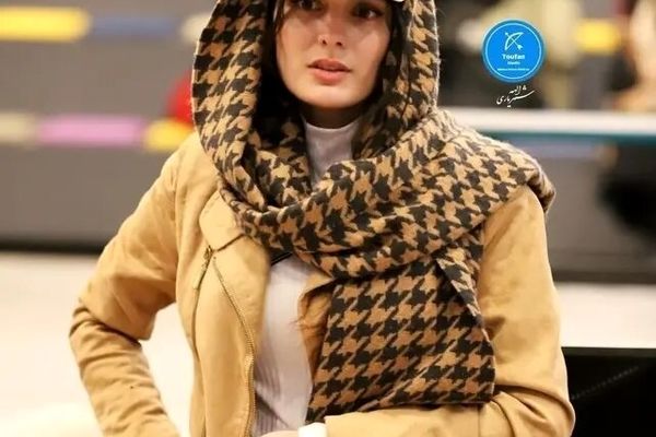 تیپ و چهره غزاله اکرمی در تمرین تیم بولینگ هنرمندان