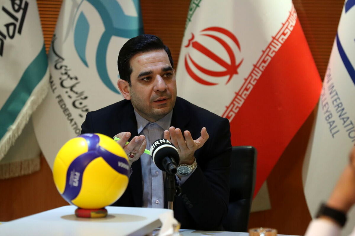 واکنش فدراسیون به وجود پرچم صهیونیست‌ها در سالن والیبال