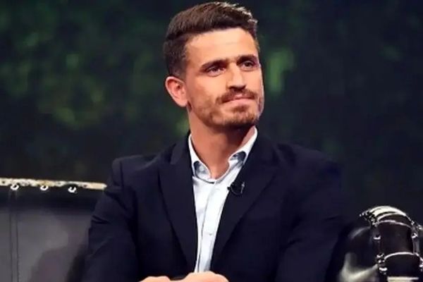 دو کافه وریا غفوری به مدت دو ماه پلمب شد