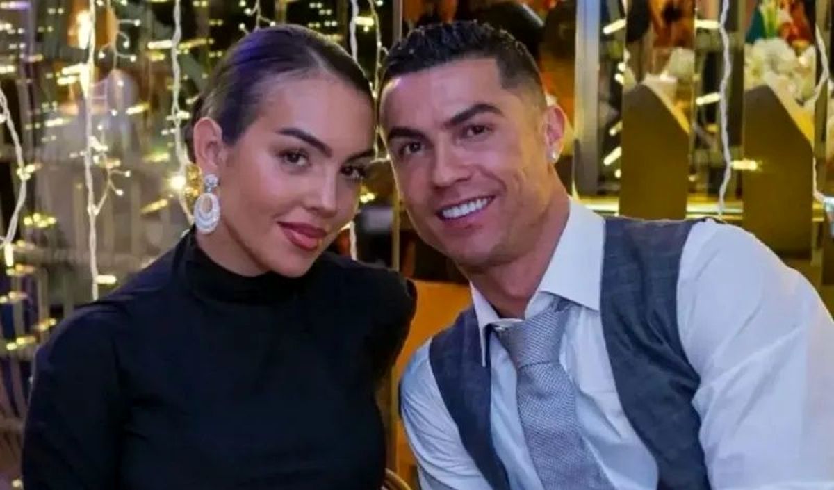 درخشش چند میلیاردی رونالدو و جورجینا روی فرمان بوگاتی