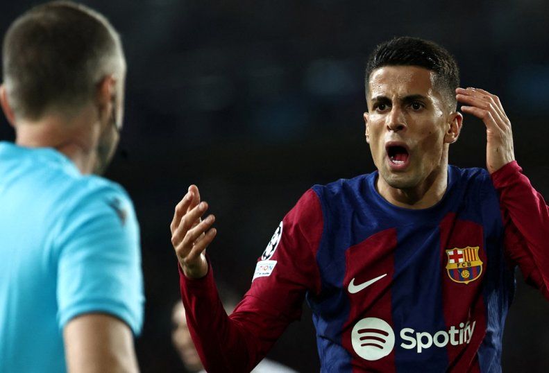 ادامه درگیری در بارسا: انتقاد کانسلو از آرائوخو!