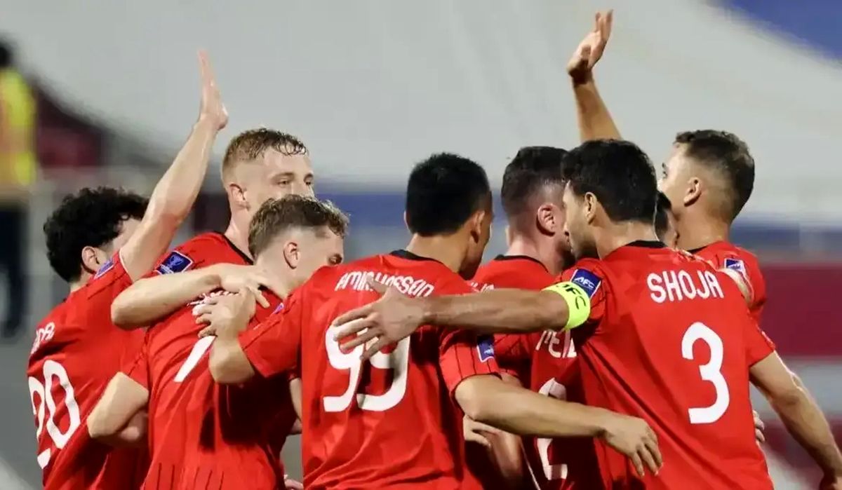 اسکوچیچ عصبانی شد؛ بیرانوند شال و کلاه کرد!