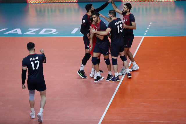 فولاد سیرجان برد و ۶ امتیازی شد
