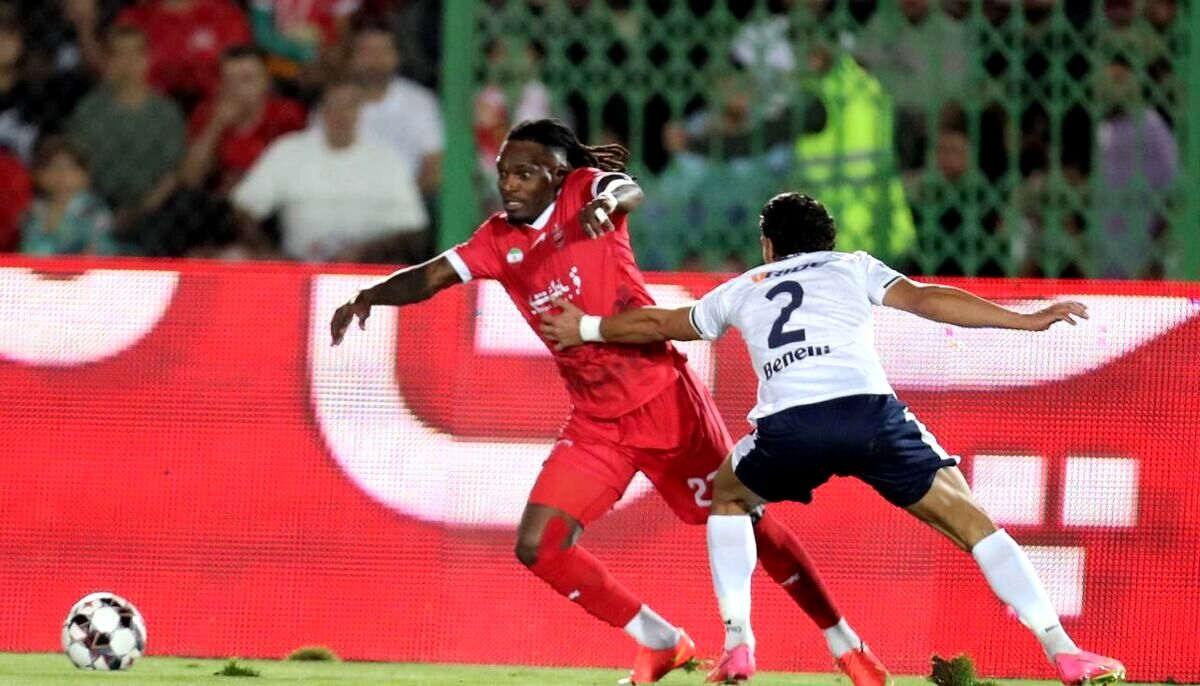 منصوریان دست روی بازیکن جنجالی پرسپولیس گذاشت