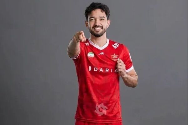 دانیال ایری برای ۴+١ سال پرسپولیسی شد
