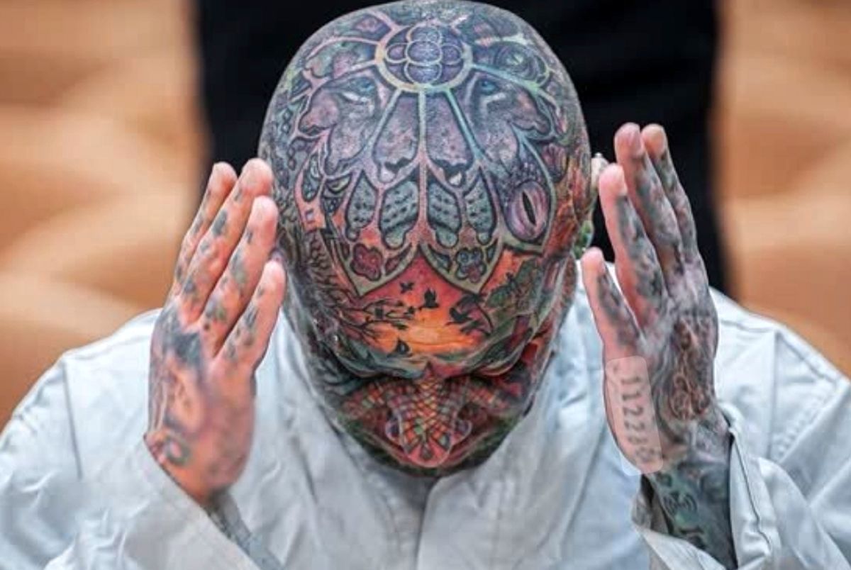 وحید شمسایی: تتلو نماز می‌خواند/ ویدئو
