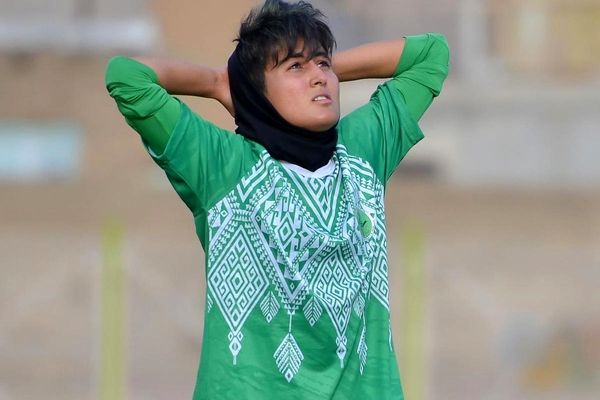 
دختر گل گهر برتر از همه گلزنان لیگ/ افسانه از 20 بالاتر رفت