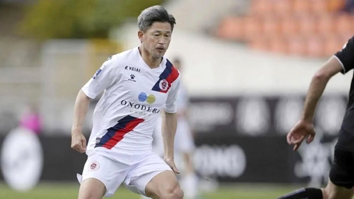 پیرترین فوتبالیست جهان قصد بازنشستگی ندارد