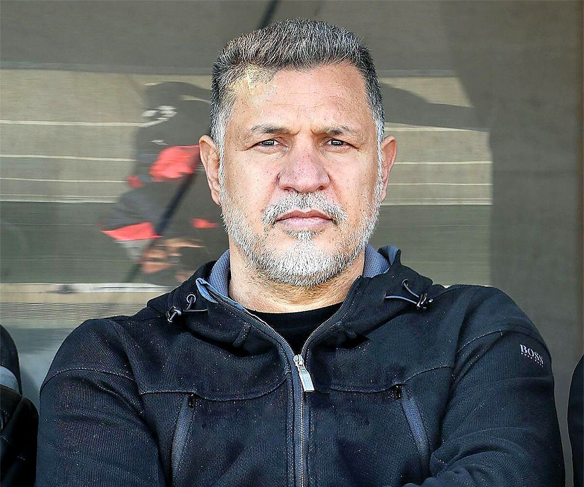 واکنش متفاوت علی دایی به انفجار بندرعباس/ عکس


