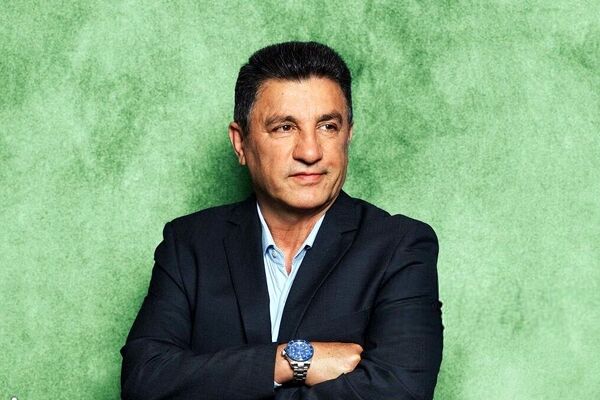 ساعت قلعه‌نویی ۲۰ خانواده را از فلاکت نجات می‌دهد
