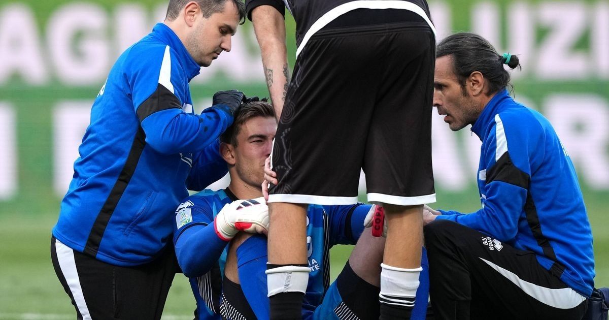 گردن پسر یورگن کلینزمن در بازی شکست!