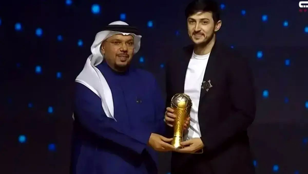 تیپ همسر سردار آزمون در مراسم توپ طلای امارات/ عکس