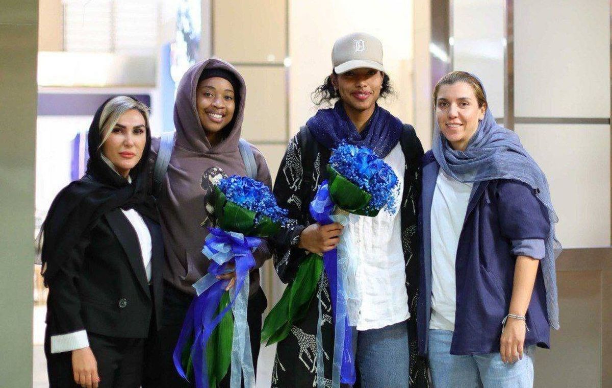 دختر آمریکایی بسکتبال استقلال از کشور خارج شد 