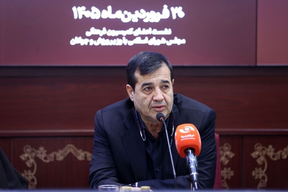 وزیر: قطعا مخالف شرکت ایران در جام جهانی هستم!