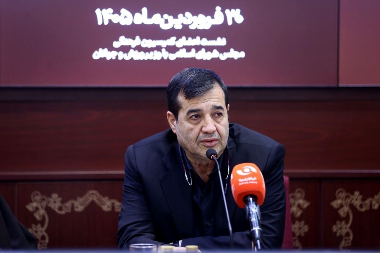 وزیر: قطعا مخالف شرکت ایران در جام جهانی هستم!