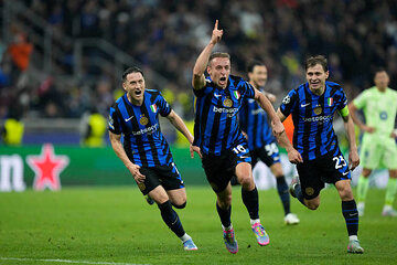 صعود اینتر به فینال لیگ قهرمانان؛ نمایش درخشان طارمی مقابل بارسلونا