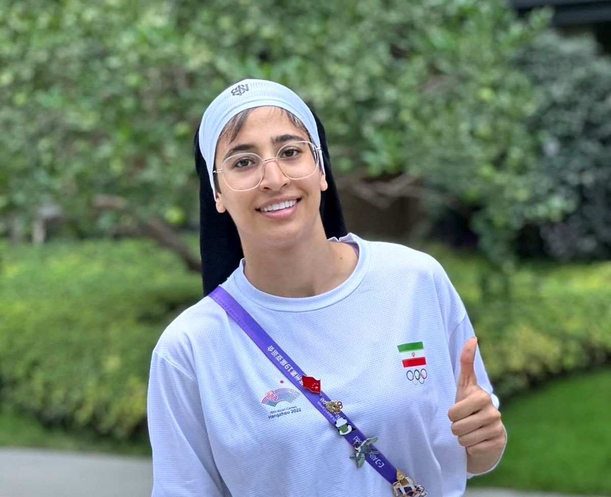 رومینا سالک،‌ اسکیت باز ۲۰ ساله ایرانی قهرمان جهان شد