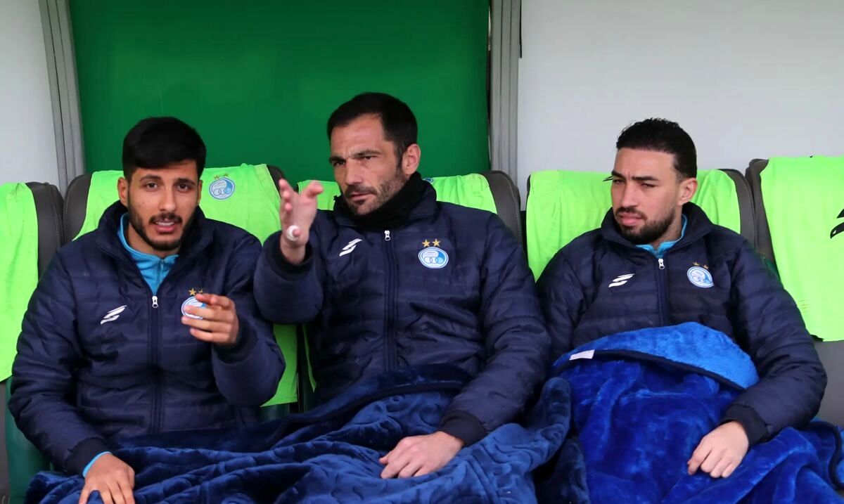 دو بازیکن استقلال، ایران را ترک کردند و شاید دیگر برنگردند