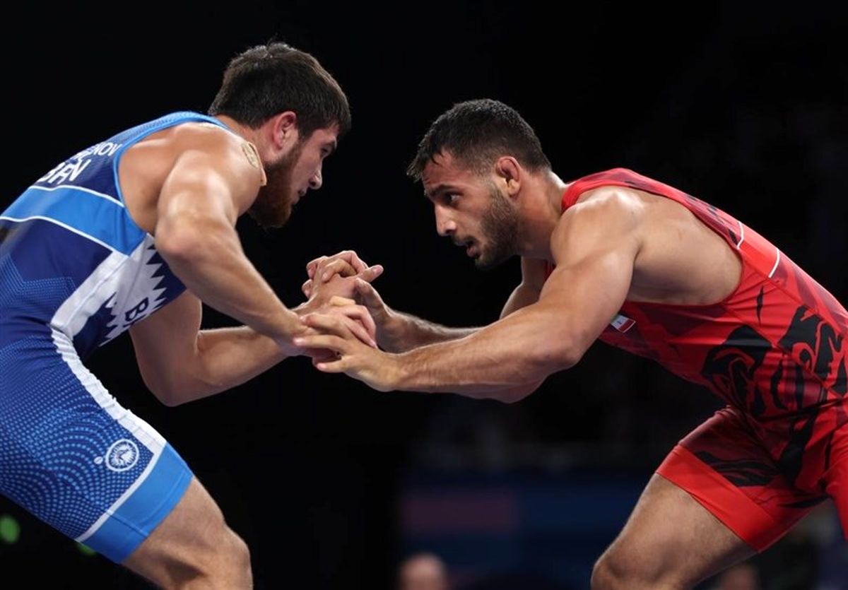 المپیک ۲۰۲۴| آذرپیرا کشتی برده را به تاج‌الدینوف باخت 