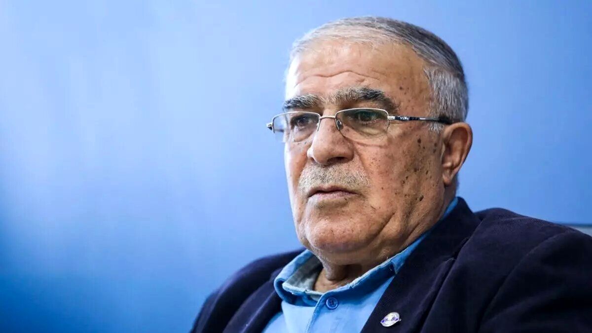 حسن روشن: عمه من هم استقلال را هفتم می‌کند