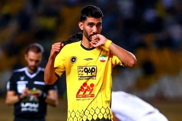 رونمایی از ۴ خرید جدید پرسپولیس؛ وینگر، وینگر و باز هم وینگر