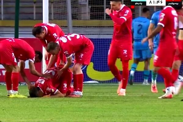 ببینید/ گل پیروزی بخش پرسپولیس به چادرملو توسط امیرحسین محمودی در دقیقه 82