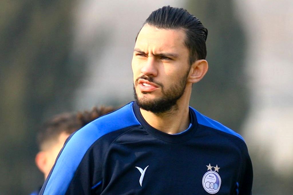 ببینید/ گل اول گل‌گهر به استقلال در دقیقه 9