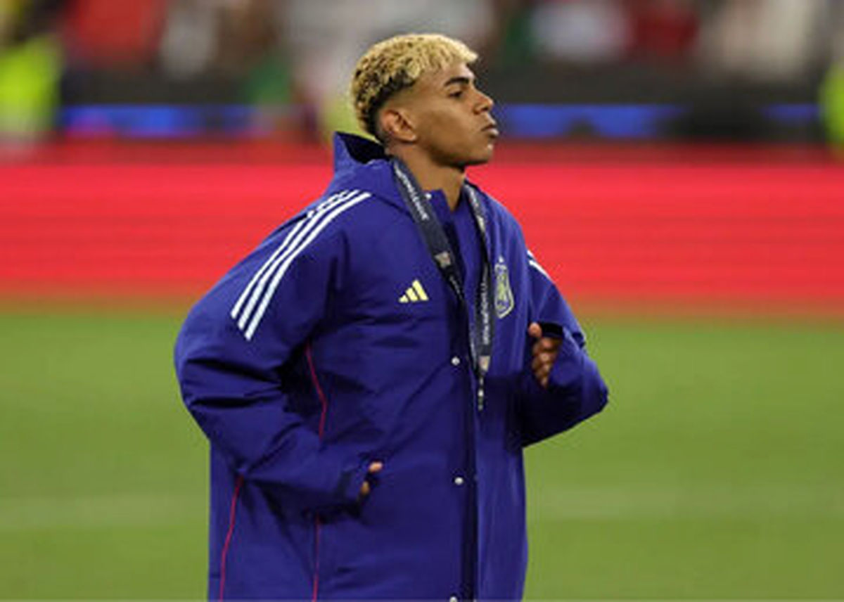 ببینید/ یامال رونالدو را مسخره کرد!