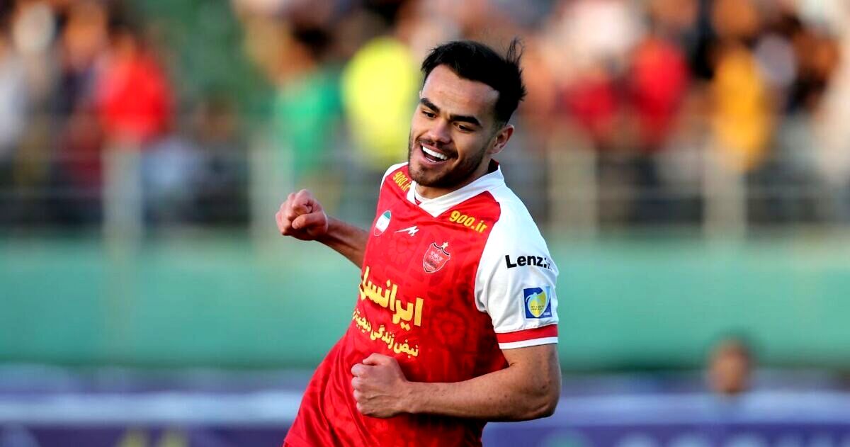 پسر بانمک اوستون اورونوف در تمرین پرسپولیس