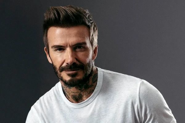 استایل جذاب دیوید بکام در تولد ۵۰ سالگی/ خوش تیپ مثل همیشه