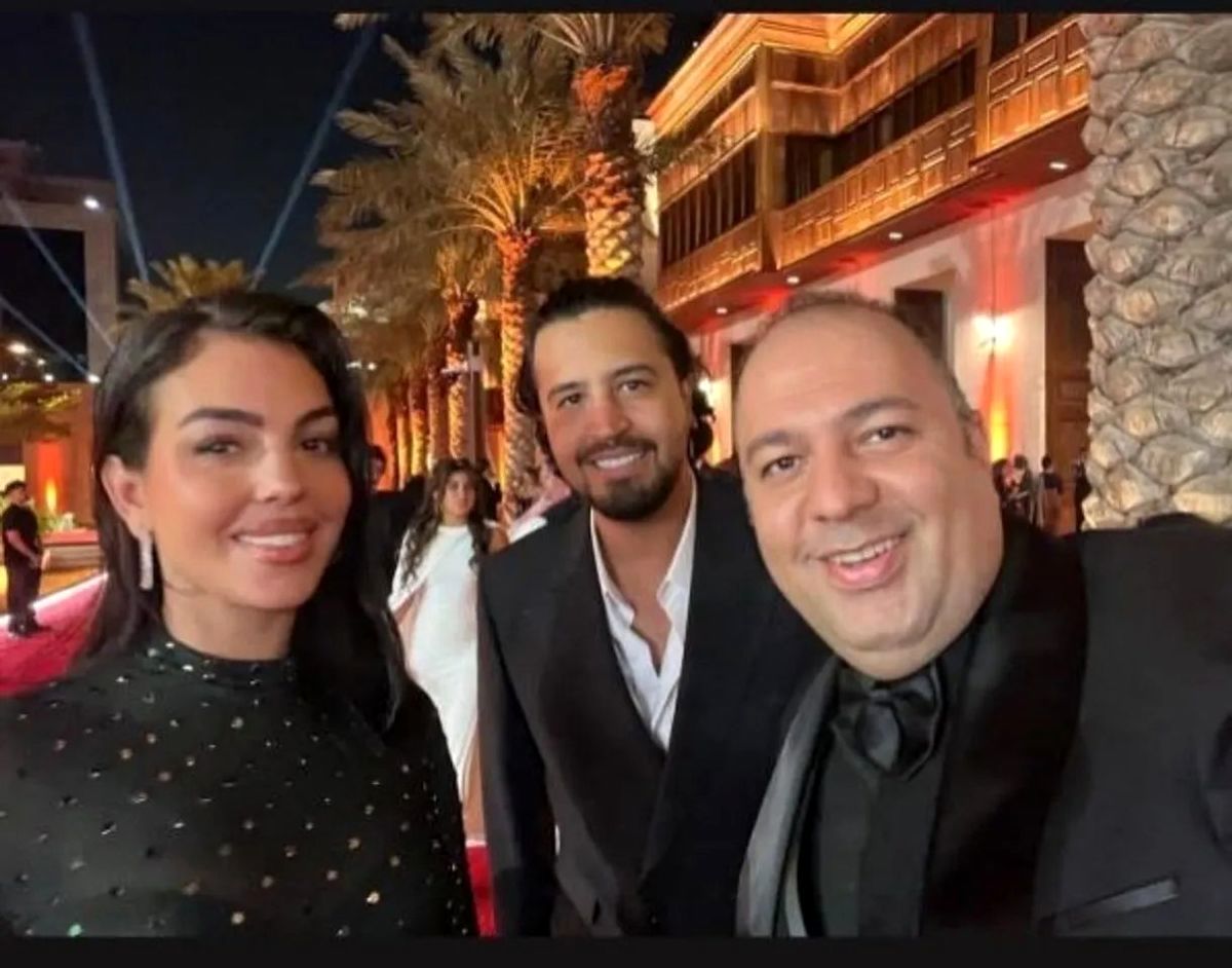 عکس سلفی علی اوجی و همسر رونالدو / جزییات مکالمه همسر نرگس محمدی و جورجیا رودریگز