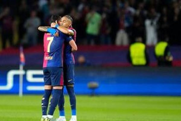 بارسلونا صدرنشینی خود را تثبت کرد