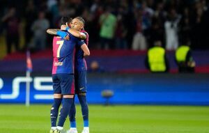 بارسلونا صدرنشینی خود را تثبت کرد