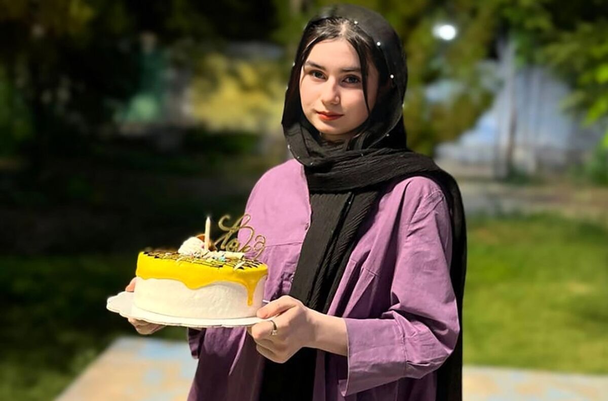پوستر متفاوت باشگاه گل‌گهر با عکس یاسمن یاراحمدی، دختر ۱۶ ساله