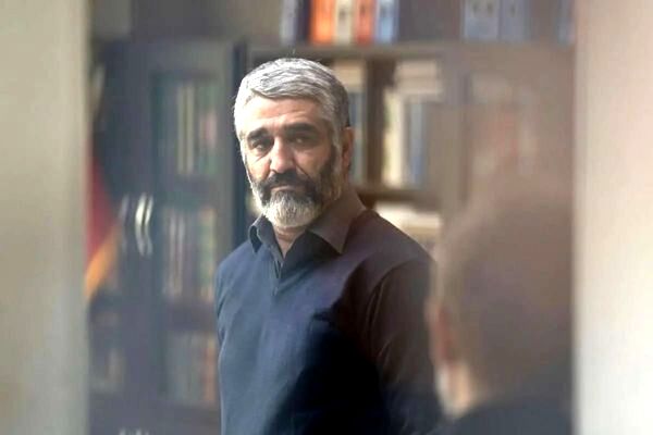 شاکی پرونده پژمان جمشیدی: پزشکی قانونی تجاوز را تایید کرده؛ پژمان پیشنهاد 50 میلیاردی داد که شکایت نکنم/ مادر شاکی: پژمان در دادگاه گفت صیغه محرمیت خوانده