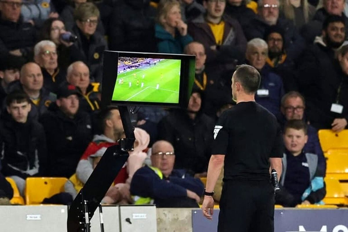 رای‌گیری برای حذف کامل VAR از فوتبال