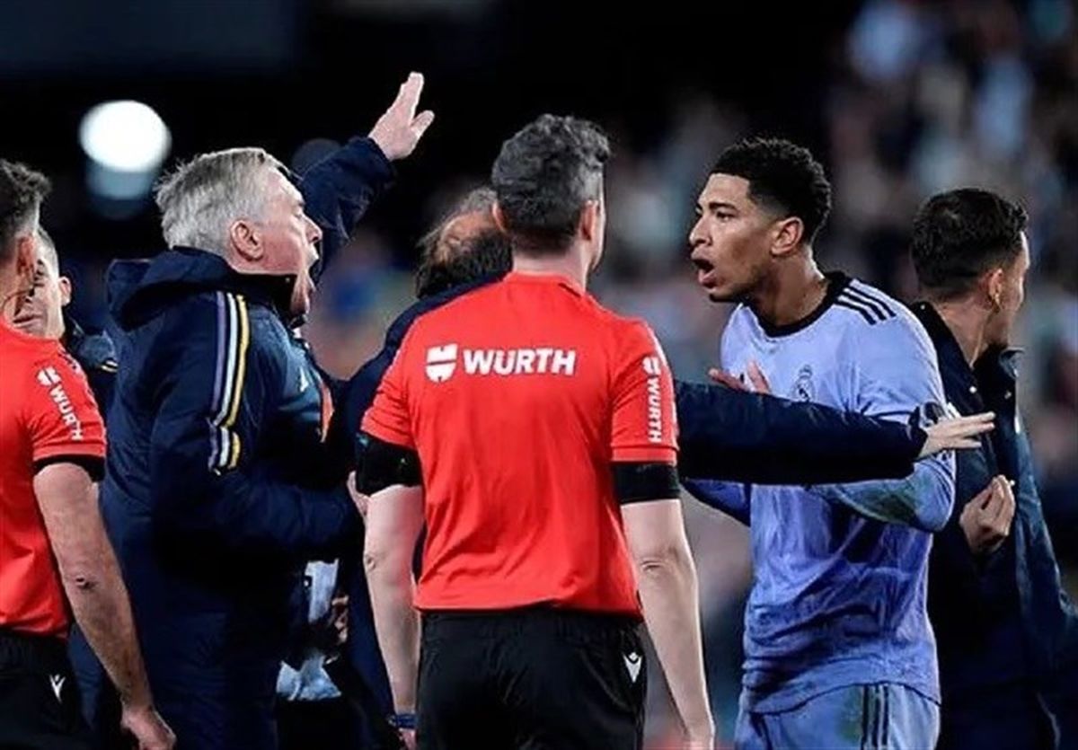 ۲ جلسه محرومیت برای بلینگام به دلیل پرخاش به داور
