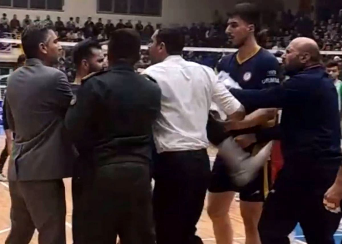 من نبودم تو را می‌کشتند آقای پاسور جوان
