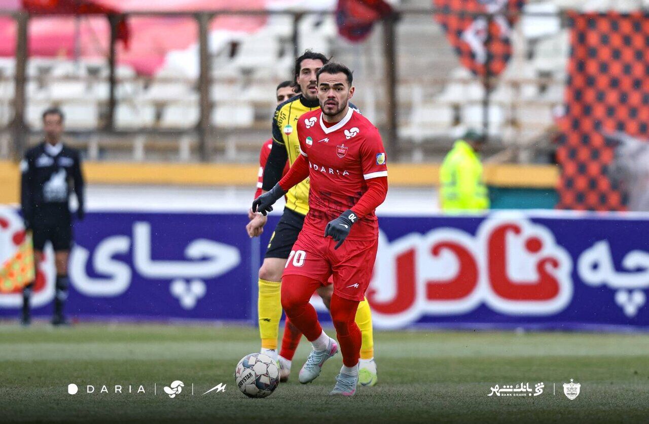اورونوف از پرسپولیس جدا شد؟