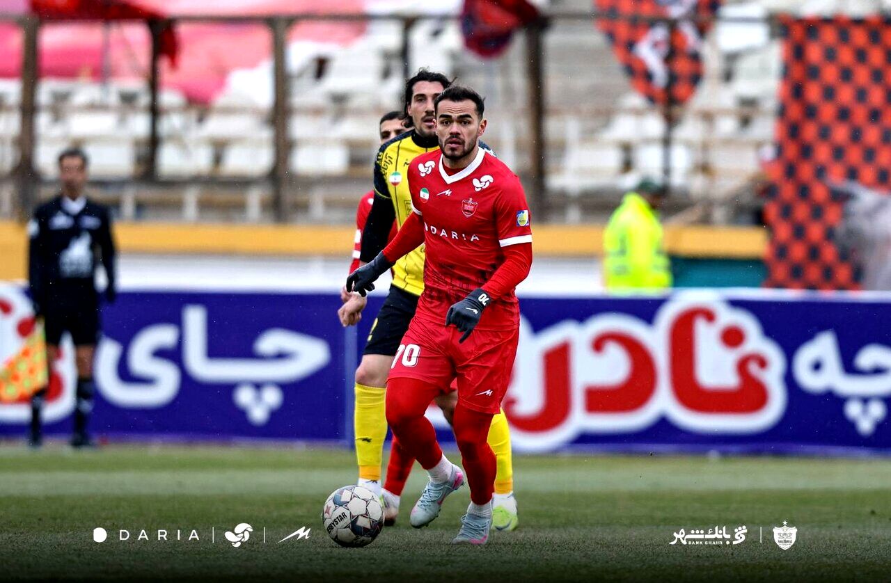 اورونوف از پرسپولیس جدا شد؟