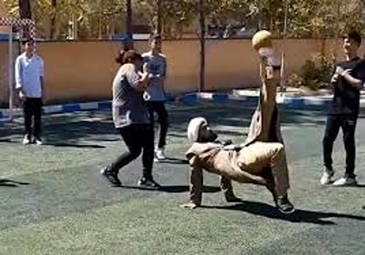 برگردان یک روحانی فوتبالیست در حد لالیگا!/ ویدئو
