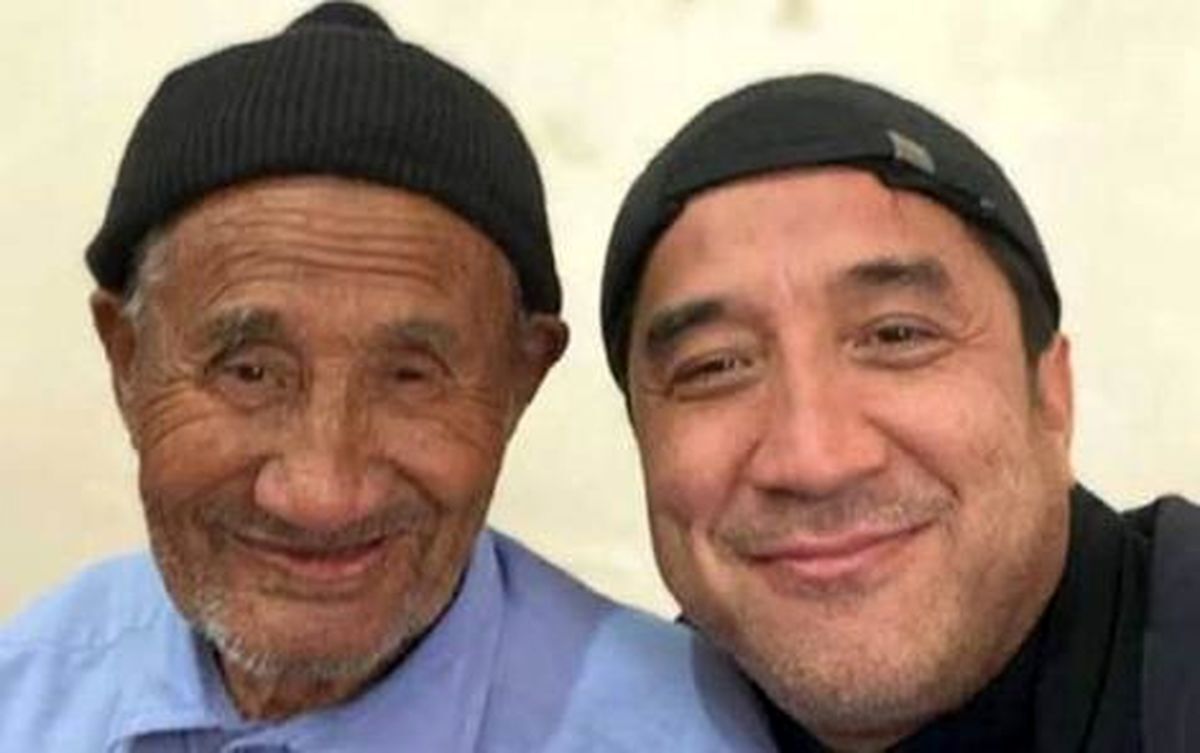 خداداد عزیزی عزادار شد
