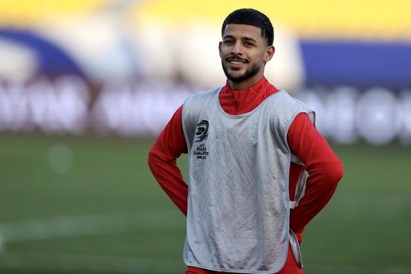 استوری احساسی مهدی قایدی درباره شرایط ایران/ شاید امروز آسمانت ابری باشد اما ما باور داریم که خورشید دوباره از پشت کوه های تو طلوع خواهد کرد