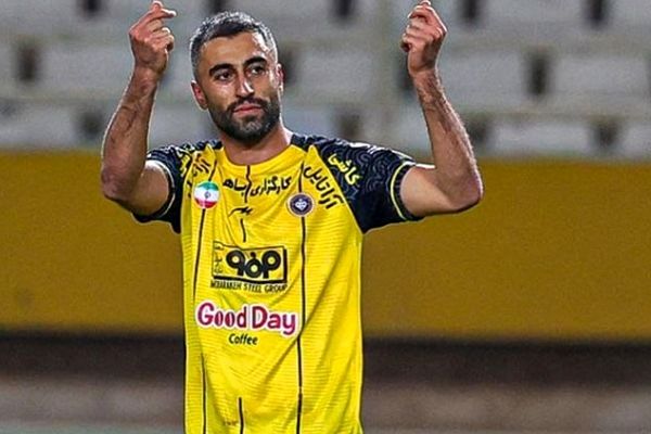 سپاهان ۳-۱ استقلال خوزستان/ طلایی پوشان یک قدمی صدر/ کاوه رضایی خوش درخشید 