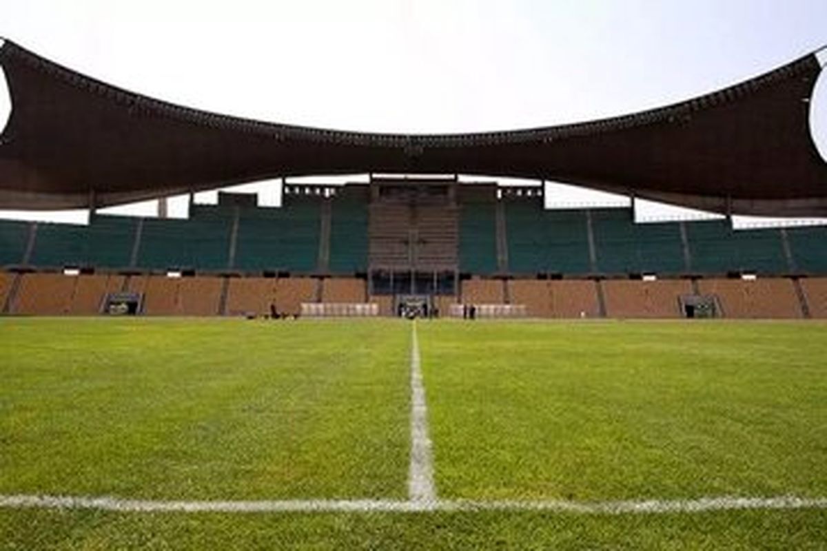 آوارگی پرسپولیس و استقلال در لیگ برتر/ آبی‌ها هم در شهرستان میزبانی می‌کنند؟
