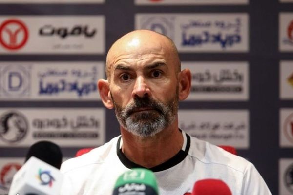 سرمربی سابق تراکتور در لیگ برتر انگلیس